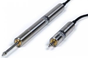 當位移傳感器出現故障時我們該如何解決？